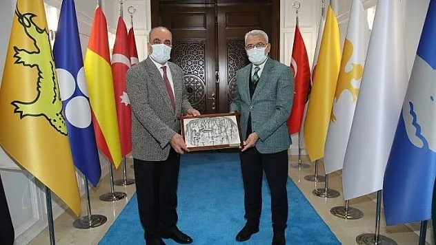 Başkan Güder'den Karakaya Baraj Gölüne Prestij Proje