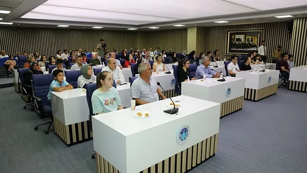 Başkan Güder'den LGS'de Dereceye Girenlere Ödül