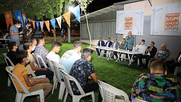 Başkan Güder Gençlerle Buluştu