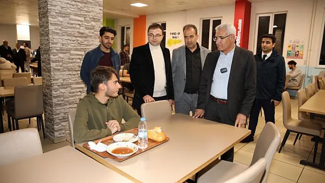 Başkan Güder, KYK Yurdu Öğrencileriyle Buluştu