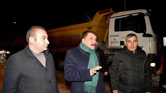 Başkan Gürkan: Ana Arterlerimizin Hepsi Açık, Kapalı Hiçbir Yol Bırakmayacağız