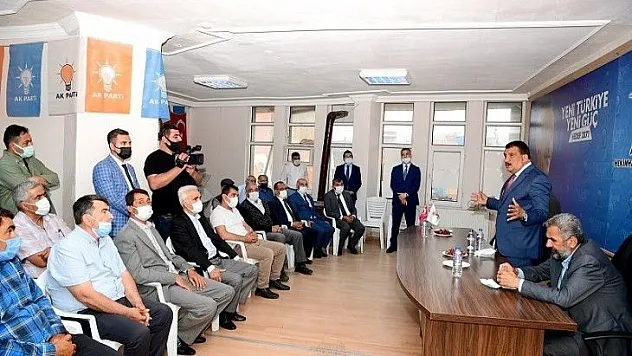 Başkan Gürkan, Hekimhan Ak Parti Ve Mhp İlçe Başkanlığını Ziyaret Etti