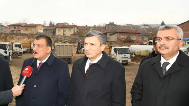 Başkan Gürkan ve Vali Şahin Güney Kuşak Yolunda incelemede bulundular