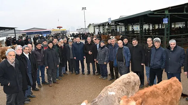 Başkan Özcan Yetiştiricilerle Bir Araya Geldi