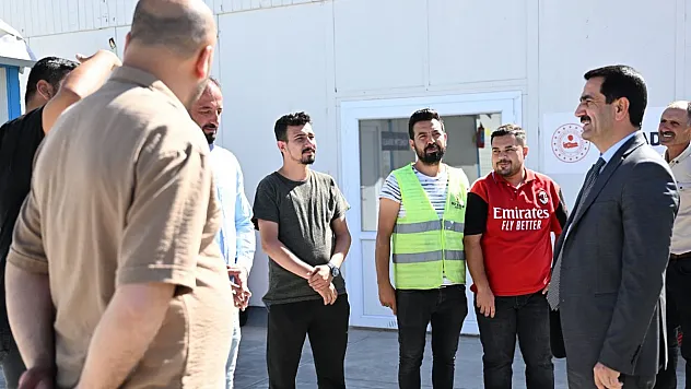 Başkan Taşkın, Acıbadem Konteyner Kent'i ziyaret etti
