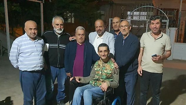 Başkan Taşkın'dan Anlamlı Jest: Mevlana Akın'a Akülü Araç Hediye Edildi