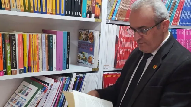 Başkan Zeki Dağ, Anneler Gününüz Kurtlu Olsun