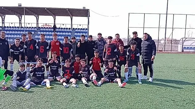 Battalgazi Belediyespor U16'da Zirvenin Sahibi Oldu