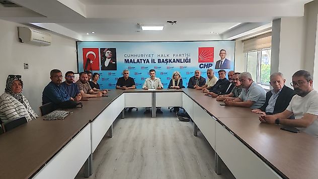 Battalgazi CHP'den Özgür Özel'e Destek: 'Seçilmiş İradeden Vazgeçmeyeceğiz'