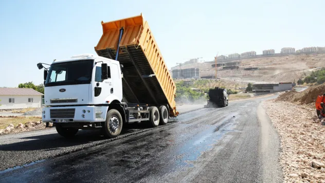Battalgazi'de Asfalt Seferberliği Sürüyor