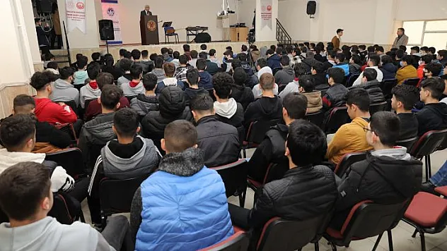 Battalgazi'deki 4 Bin 105 Öğrenciye Eğitim Seti Desteği Verildi