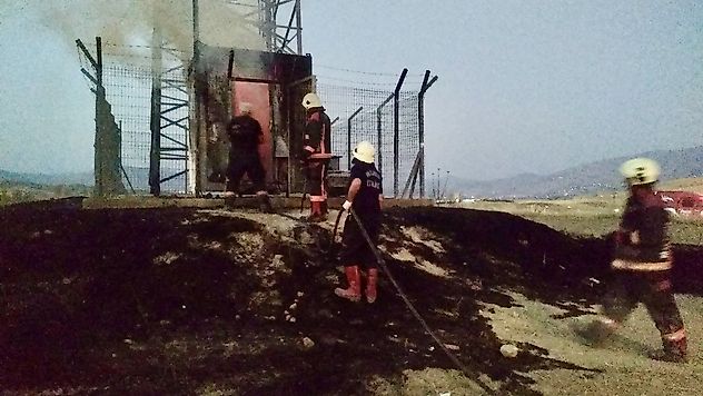 Baz İstasyonunda Çıkan Yangın Korkuttu