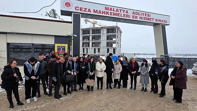'Beste İçin Adalet' Çağrısı Malatya Adliyesi Önünde Yükseldi