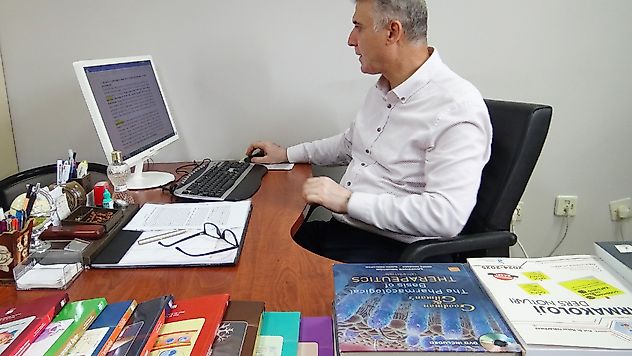 Bilinçsiz İlaç Kullanımına Dikkat! Ağrı Kesiciler Hayati Risk Taşıyor