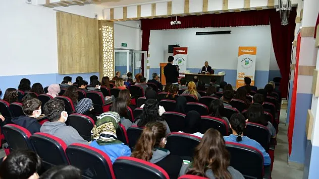 'Bir Bilenle Bilge Nesil' Projesini Hayata Geçirdi