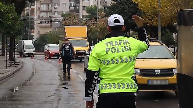 Bir haftada 2 milyon 942 bin araç denetlendi