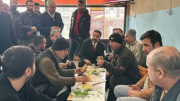 Biz birileri gibi milletin malına değil, mutluluğuna ortak oluruz