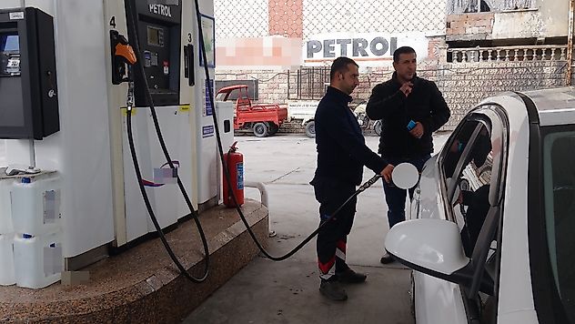 Brent Petrol Düştü, Benzin Fiyatları Geriledi