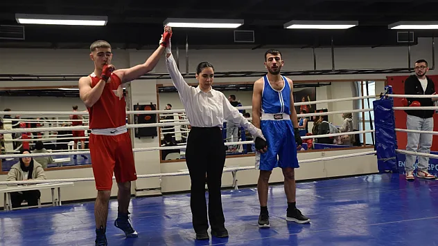 Büyükler Boks İl Seçmeleri Malatya'da Nefes Kesti