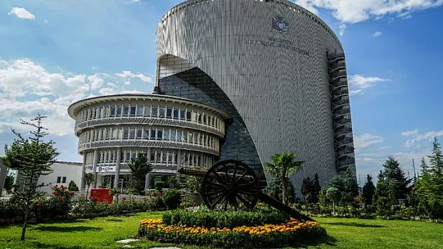 Büyükşehir Belediyesi, 81 adet parseli talep eden vatandaşlara devretti