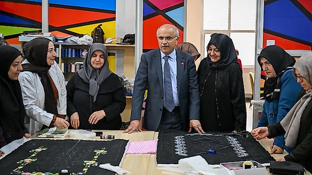 Büyükşehir Belediyesi'nden üreten kadınlara büyük destek