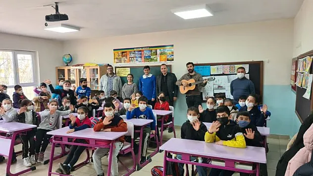 Büyükşehir Belediyesi Şehir Tiyatrosu etkinliklerine devam ediyor