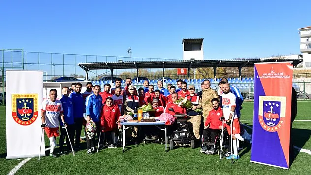 Büyükşehir Belediyesinden Engelliler Günü Etkinliği