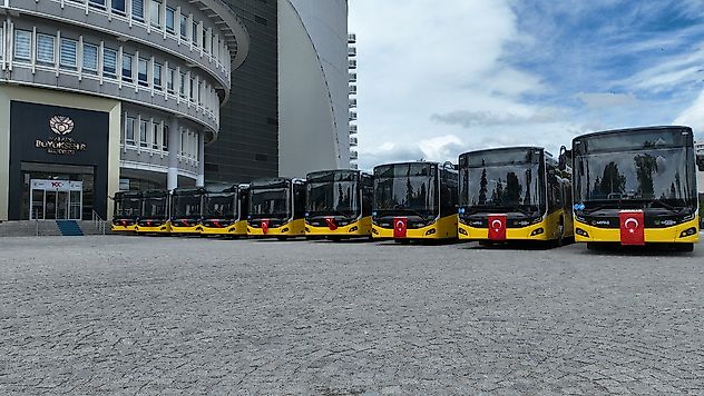 Büyükşehir'den Ulaşıma Dev Takviye: 150 Kişilik 12 Yeni Otobüs Filoya Katıldı