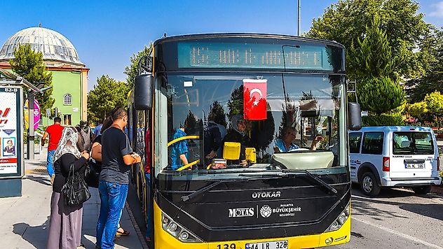 Büyükşehir'den YKS Desteği: Sınav Günlerinde Ulaşım Bedava
