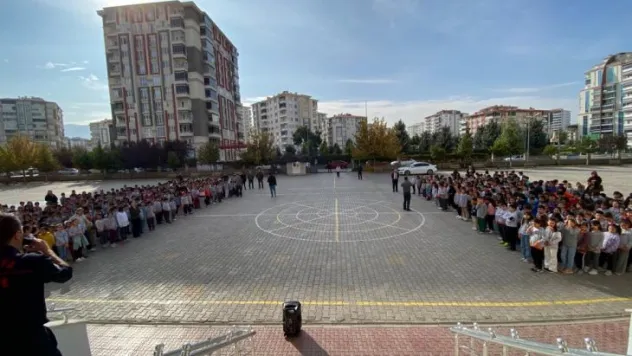 Büyükşehir İtfaiye Ekipleri Eğitimlerini Sürdürüyor
