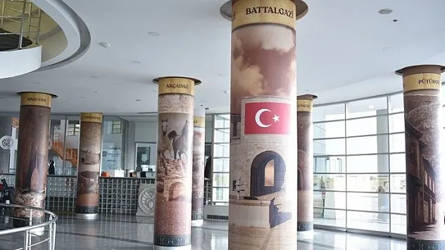 Büyükşehir Sütunlarını 13 İlçe Süsleyecek