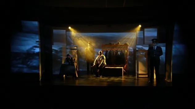 Cahit Sıtkı Tarancı'nın Şiirlerle Dokunmuş Hayatı Malatya'da Sahneye Taşınıyor