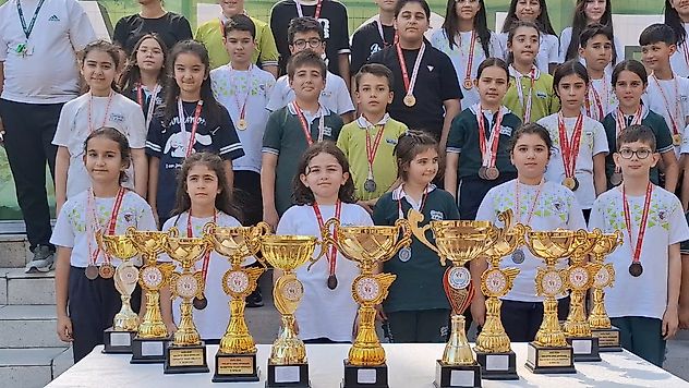 Çamlıca Koleji Sporda da Zirveye Koşuyor