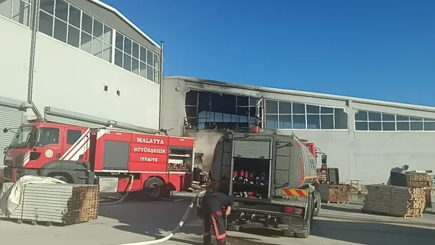 Çarmuzu Mahallesi'nde Yangın Paniği!