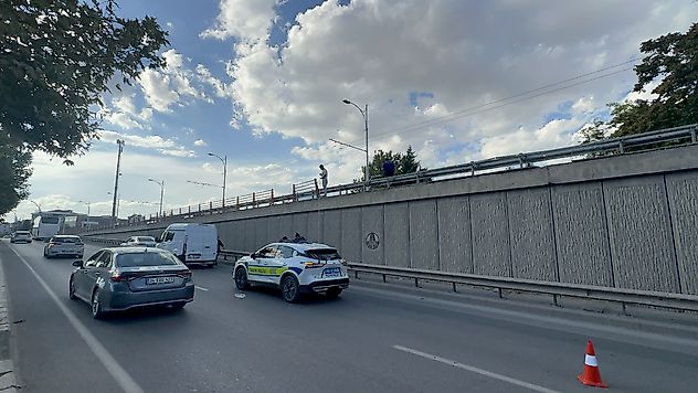 Çevreyolunda Yürürken Alt Geçide Düştü: Ağır Yaralandı