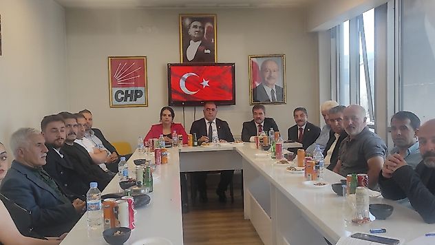 CHP Erzurum'da Yeni Dönem Başladı: İl Yönetimi ve İlçe Başkanları Belli Oldu