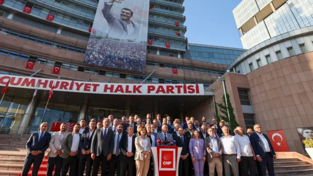 CHP'li 81 İl Başkanı'ndan ortak mesaj: 'Kayyum da deseler, butlan da deseler tanımayacağız'