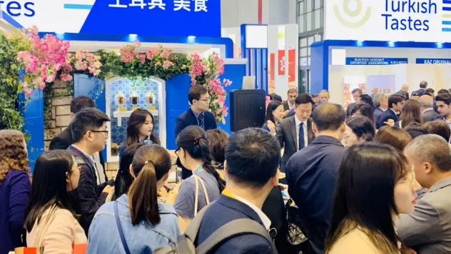 Çin ile Dış Ticaret Dengesi İçin EİB'den Yoğun Çalışma