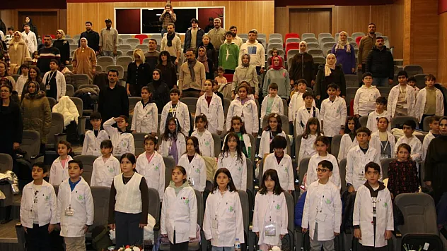 Çocuk Üniversitesi Bilimle Dolu Bir Haftayı Tamamladı