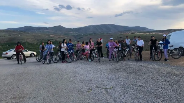 Çocuklar Doğada Pedal Çevirdi