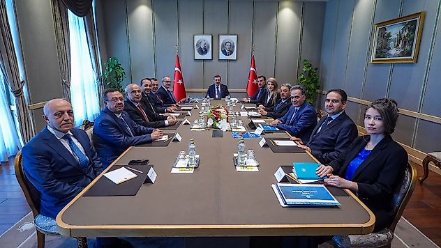 Cumhurbaşkanı Yardımcısı Yılmaz'dan Malatya'ya Yakın Takip