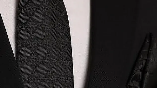 Damatlıkta Kravat Olur Mu?