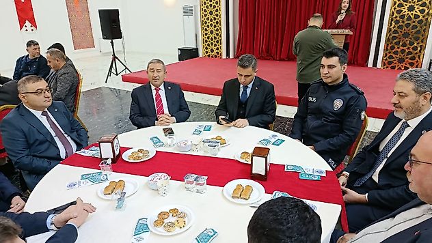 Darende'de Bayramlaşma: Birlik ve Kardeşlik Mesajları Verildi