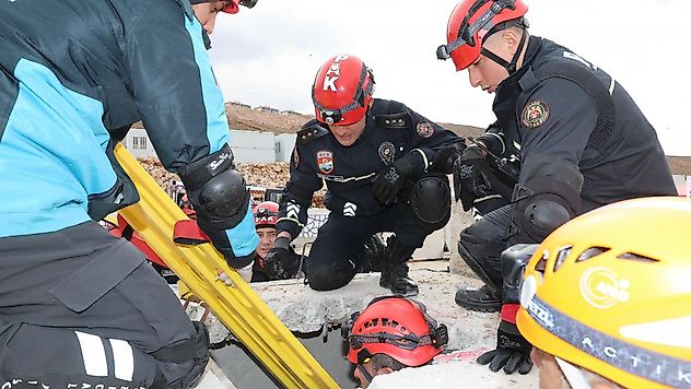 Depreme Hazırlık Tatbikatı: Elazığ'da PAK ve AFAD'dan Ortak Çalışma