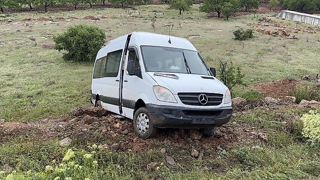 Doğanşehir'de Feci Kaza: Yolcu Minibüsü Şarampole Yuvarlandı