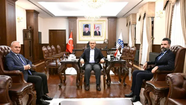 Dr. Abdullah Akgüneş'ten Vali Seddar Yavuz'a Ziyaret