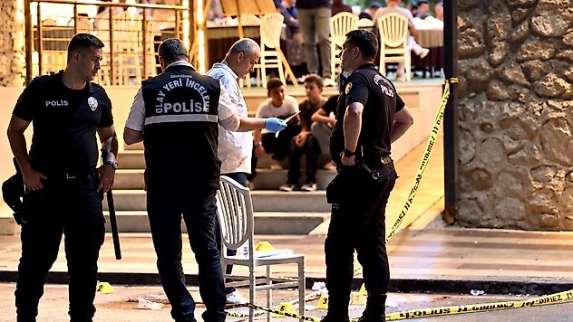Düğün Eğlencesi Kavgaya Dönüştü: 3 Kişi Yaralandı