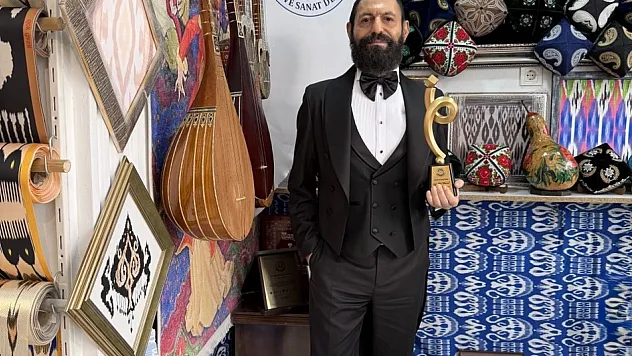 Dünyaca Ünlü Barış Aktivisti Akif Manaf'a Yeni Ödül