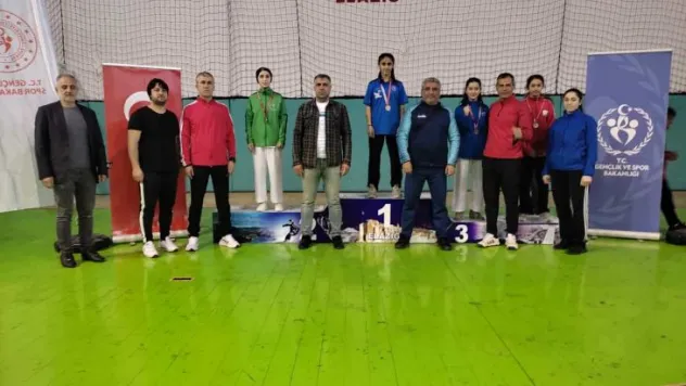 e Anadolu Yıldızlar Ligi (ANALİG) Grup Müsabakalarından Madalya İle döndüler