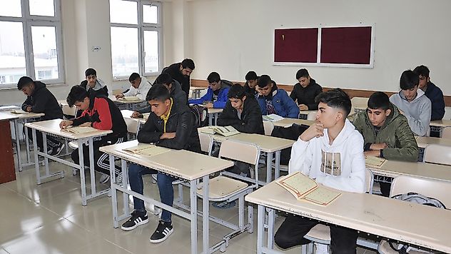 Eğitim-Bir-Sen: 14-17 yaş grubunda okullaşma oranı geriledi
